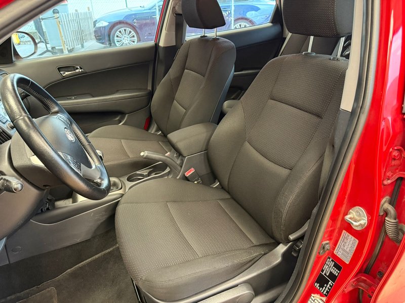 Hyundai i30 1.6 CRDi Comfort 2009, foto 6