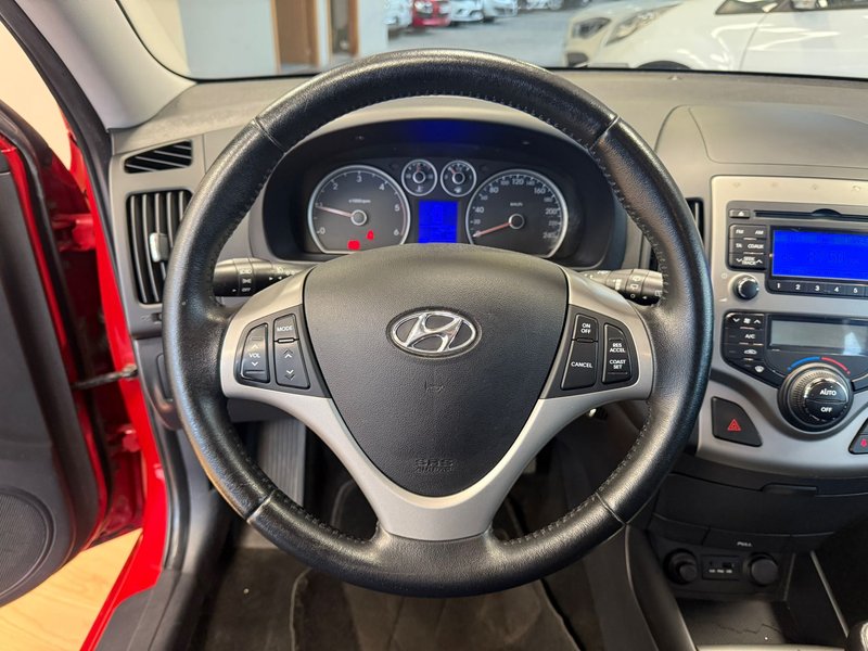 Hyundai i30 1.6 CRDi Comfort 2009, foto 10