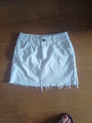 Minifalda blanca vaquera