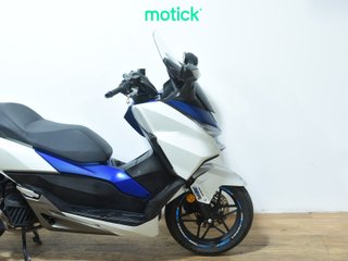 HONDA FORZA 125