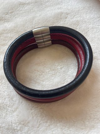 Pulseras cuero Antonio Ben Chimol negro, rojo, etc