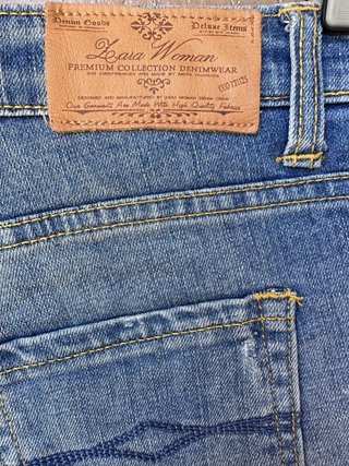 Pantalón corto vaquero Zara Talla 38