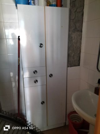 Mueble de baño blanco