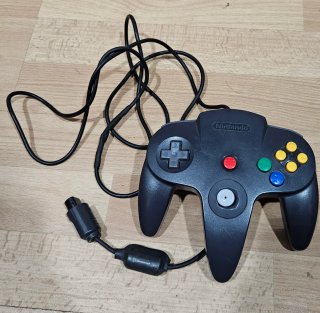 Consola Nintendo 64 Negra + Mando y Cables