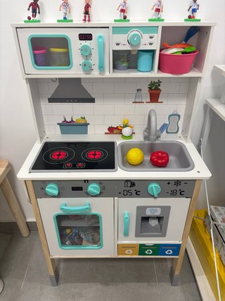 Cocina de juguete madera y plástico