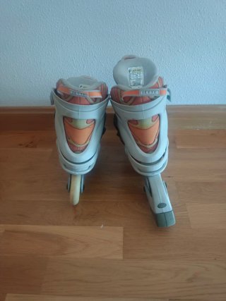 Patines naranjas