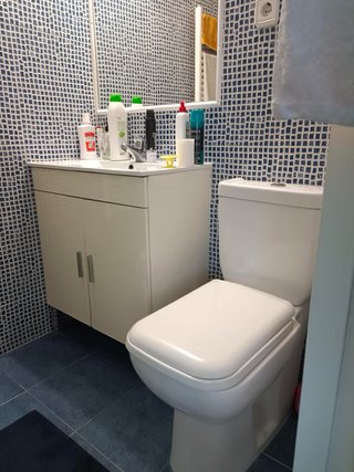 Alquiler de habitación con baño