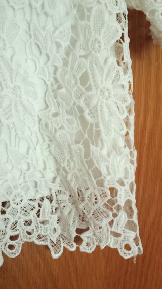 REBAJA como NUEVA blusa encaje floral t. S