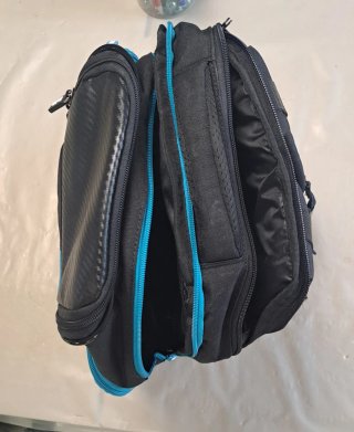 Mochila Makita Negra y Turquesa
