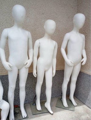 4 Maniquíes Infantiles Blancos