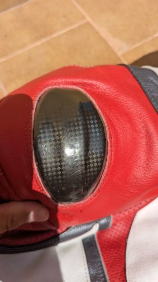 Mono de moto de una pieza