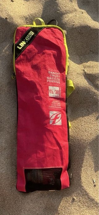 Barra F-One Kitesurf - Ótimo Estado