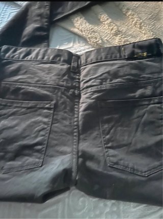 Pantalones grises Zara chico