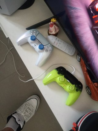 Mando PS5 Verde y Negro