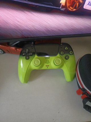 Mando PS5 Verde y Negro
