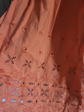Dirndl bávaro negro y naranja