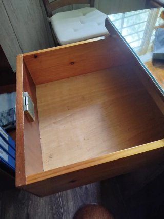 Mesa escritorio madera zapelli desmontable.