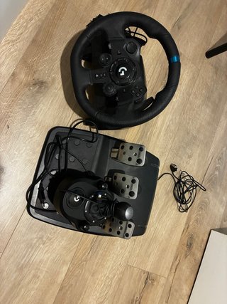 Volante Logitech PS5 + Pedales + Palanca