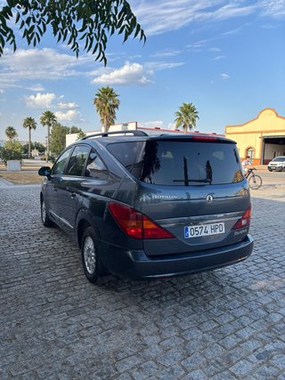 SsangYong Rodius 2013