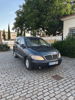 SsangYong Rodius 2013