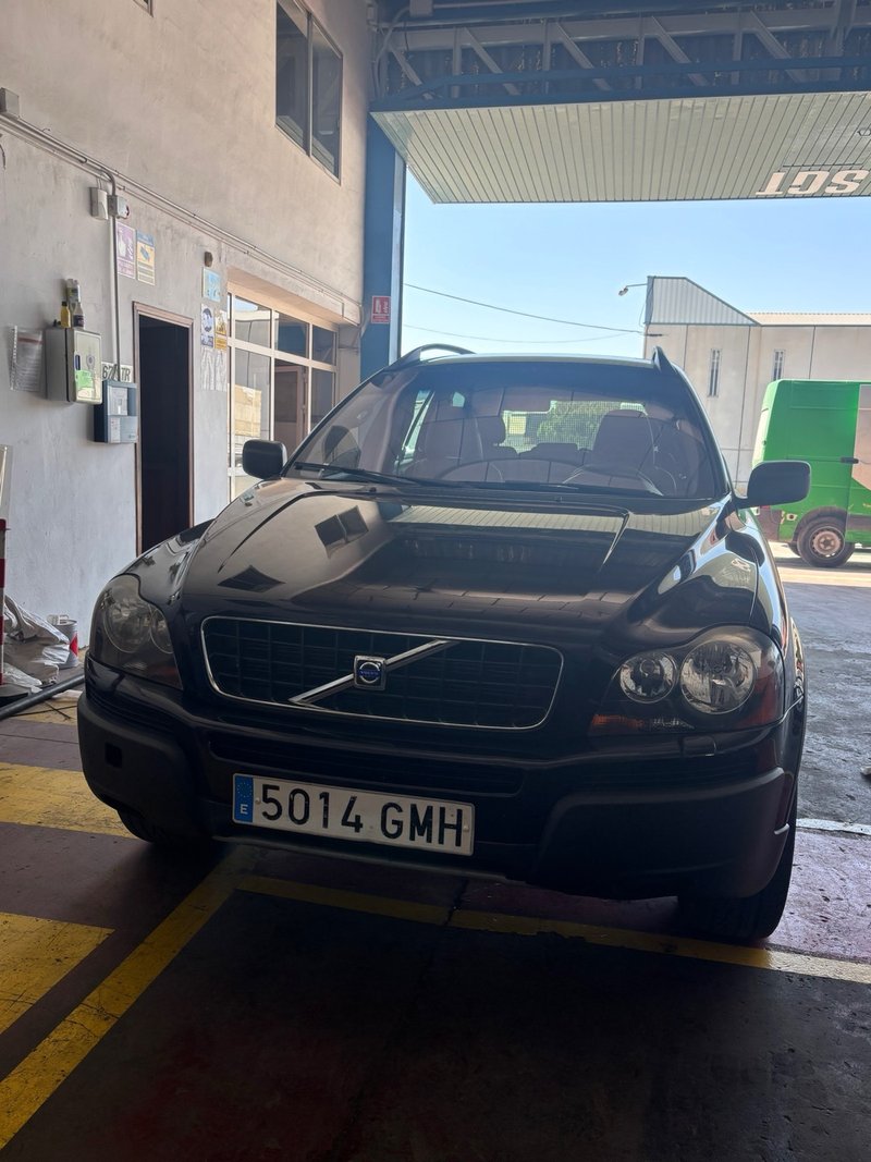 Volvo XC90 2004 - foto 1