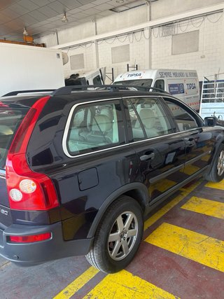 Volvo XC90 2004