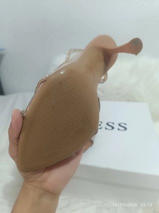 Sandalias Zara Talla 37 Beige y Doradas