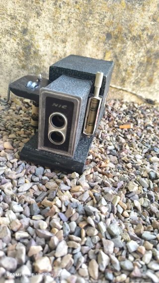 Proyector antiguo NICE con películas
