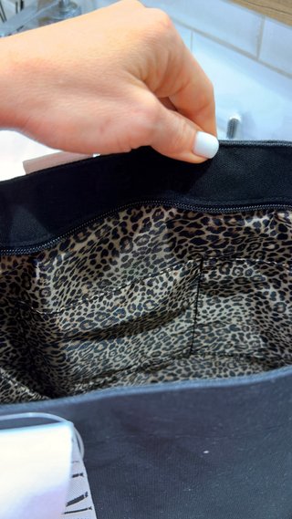 Bolso Victoria's Secret Negro y Rosa