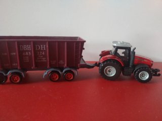 Lote 2 tractores + remolques Majorette 1/87