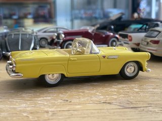 Ford Thunderbird '56 Scala 1:43 no box