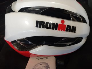 Casco Ekoi Crystal Talla M