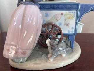 Figura porcelana Lladro de vendedor de helados