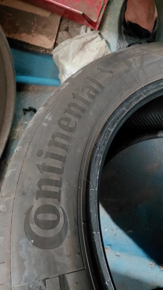 Neumático 235/55/19