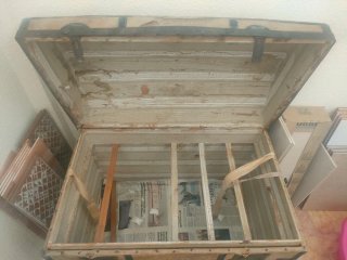 Baúl antiguo +100 años madera y metal
