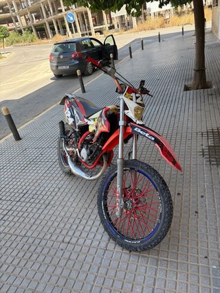 Beta RRT Enduro/Motocross Roja y Blanca