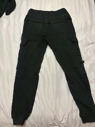 Pantalón cargo jogger Bershka negro T.S