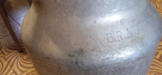Lechera de aluminio antigua