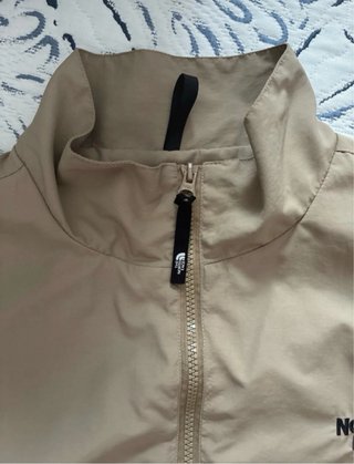 Cortavientos The North Face Beige