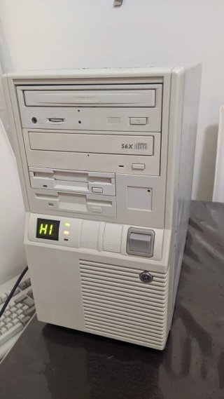 PC Retro Pentium Beige