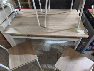 Mesa y 4 Sillas Nuevas