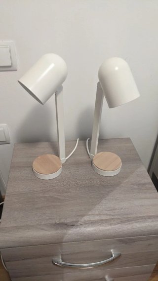 2 Lámparas de Mesa Ikea