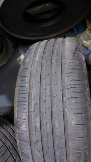 Neumático 235/55/18