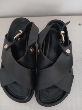 Sandalias veganas Genuins Talla 37 Negro.