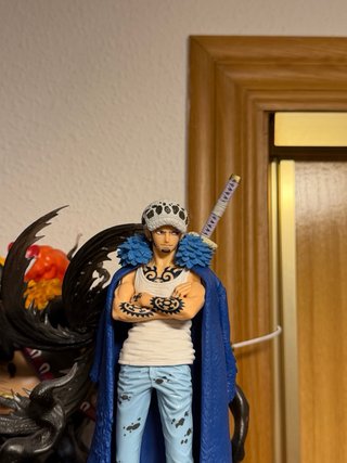 Figura King of Artist Trafalgar Law