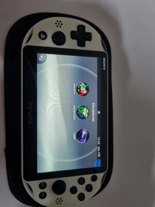PS Vita Slim Blanca + Accesorios