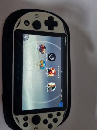 PS Vita Slim Blanca + Accesorios