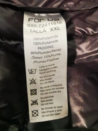 Chaqueta de hombre con capucha de plumón