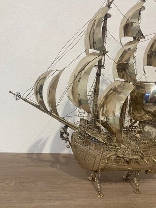 Barco antiguo hecho a mano