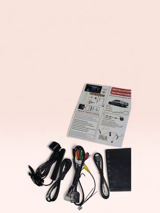 Pantalla para coche con cables